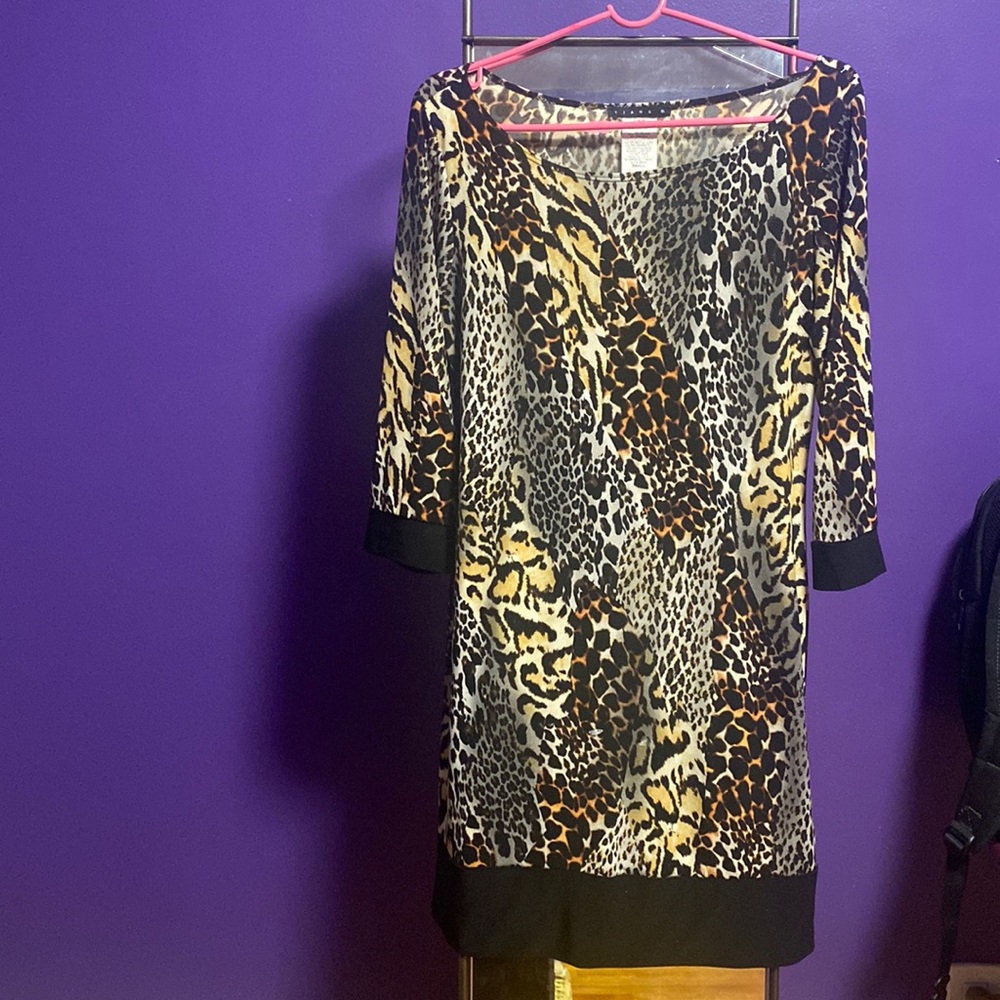 Mid sleeve shirt/ Top animal print cheetah